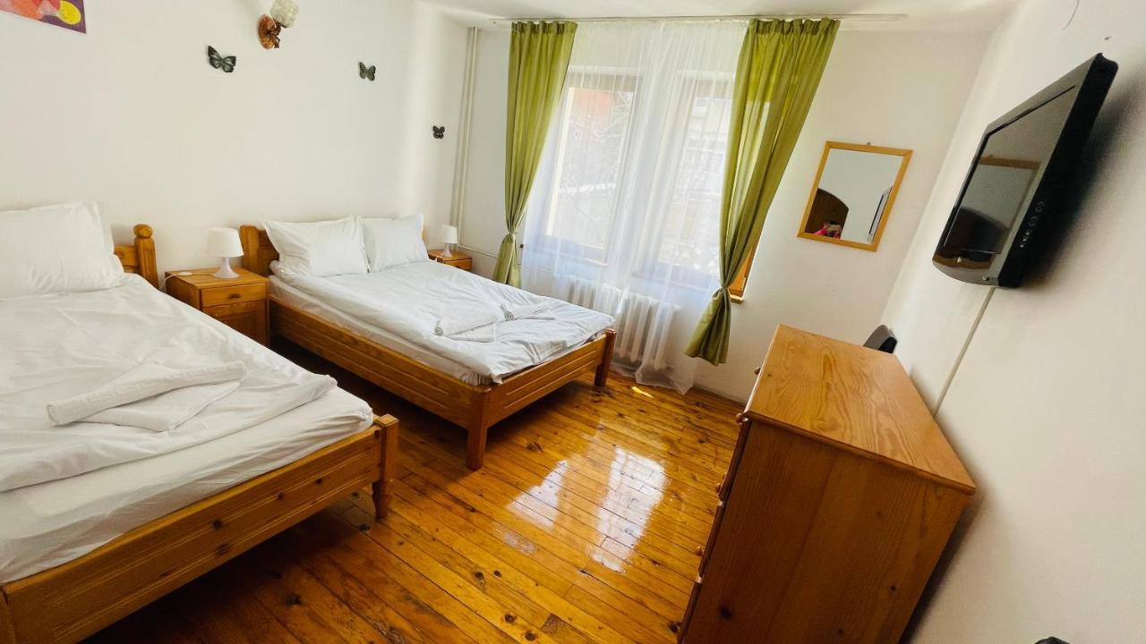 Guest house Kira Busteni